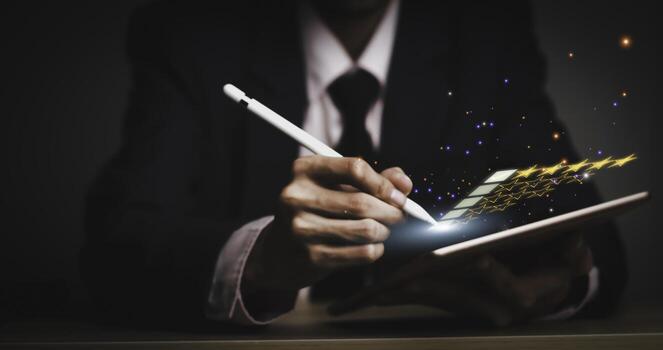 las mujeres de negocios presionan a mano la tableta para dar un símbolo de cinco estrellas del concepto de producto y servicio, experiencia de servicio al cliente, aumento, calificación y encuesta de satisfacción comercial. foto