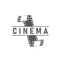 icono de cine, emblema de cine con tira de película vector