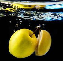apple in water photo