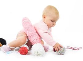 girl with colored thread photo