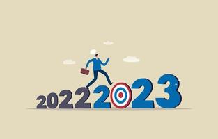 visión 2023 para los negocios. nuevas oportunidades a los objetivos de negocio. hombre de negocios caminando de 2022 a 2023. ilustración