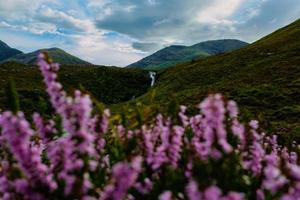 como una cascada de bhradain foto