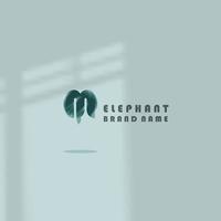 logo icono diseño letra m elefante forma color tosca multiplicar simple elegante eps 10 vector