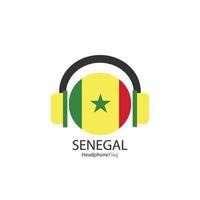 vector de bandera de auriculares de senegal sobre fondo blanco.