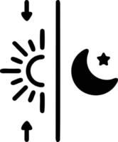 icono de sol en fondo blanco, ilustración del símbolo de icono de sol en negro sobre fondo blanco vector