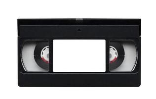 cinta de videocasete vhs aislada en el fondo blanco con trazado de recorte foto