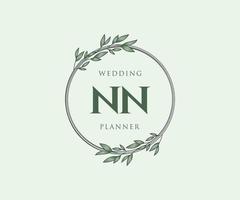 colección de logotipos de monograma de boda con letras iniciales nn, plantillas florales y minimalistas modernas dibujadas a mano para tarjetas de invitación, guardar la fecha, identidad elegante para restaurante, boutique, café en vector