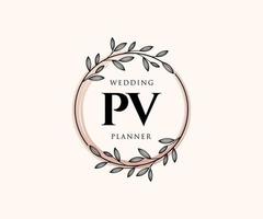 colección de logotipos de monograma de boda con letras iniciales pv, plantillas florales y minimalistas modernas dibujadas a mano para tarjetas de invitación, guardar la fecha, identidad elegante para restaurante, boutique, café en vector