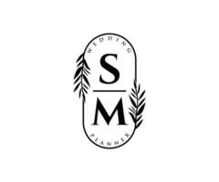 colección de logotipos de monograma de boda con letras iniciales sm, plantillas florales y minimalistas modernas dibujadas a mano para tarjetas de invitación, guardar la fecha, identidad elegante para restaurante, boutique, café en vector