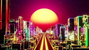 volante al di sopra di il neon città a tramonto. infinitamente loop animazione video