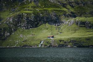 vistas alrededor de saksun en streymoy, islas feroe foto