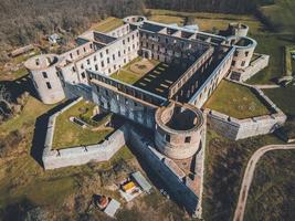 castillo de borgholm visto en oland, suecia foto