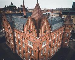 biblioteca de la ciudad de malmo en primavera en skane, suecia foto