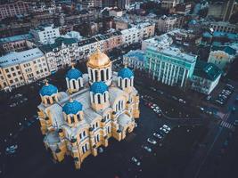 S t. catedral de volodymyrs vista en kiev, ucrania foto