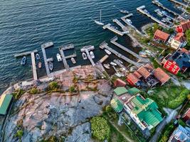 vista aérea de sandhamn en el archipiélago de estocolmo foto