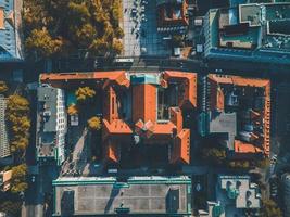 vistas de drones de la capital eslovena de ljubljana foto