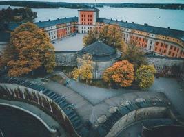 castillo de vaxholm por drone en vaxholm, suecia foto