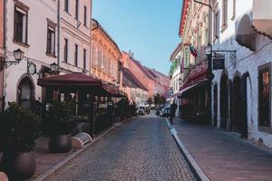 vistas de todo el pueblo de maribor en eslovenia foto