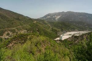 paisajes primaverales de las montañas de grecia foto