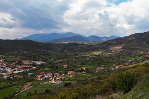 paisajes primaverales de las montañas de grecia foto