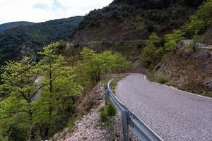 paisajes primaverales de las montañas de grecia foto