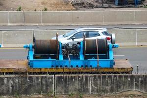 El cabrestante eléctrico de tipo friccional se utiliza principalmente para remolcar largas distancias y levantar grandes recorridos de varias estructuras de hormigón grandes y extragrandes. foto