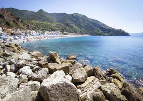 país de scilla en italia, costa de calabria, vacaciones de verano foto