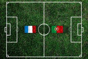 competición de copa de fútbol entre la nacional de francia y la nacional portuguesa. foto