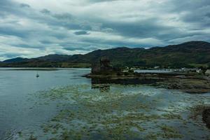 castillo de eilean donan, escocia foto