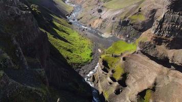 haifoss cascata nel Islanda video