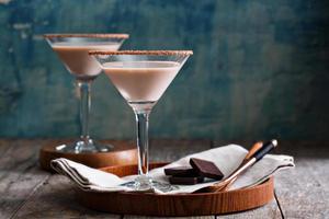 cóctel martini de chocolate foto