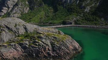 Djupfjorden auf den Lofoten in Norwegen video
