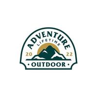 mountain retro badge logo. Nature outdoor hipster label icon design. Camping logo vector