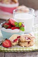 galletas de tarta con fresas foto