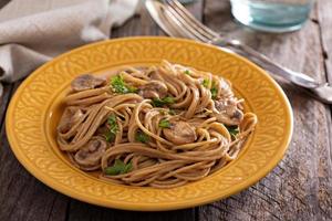 Mushroom whole wheat spaghetti photo