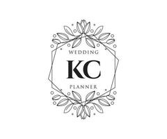 colección de logotipos de monograma de boda con letras iniciales kc, plantillas florales y minimalistas modernas dibujadas a mano para tarjetas de invitación, guardar la fecha, identidad elegante para restaurante, boutique, café en vector