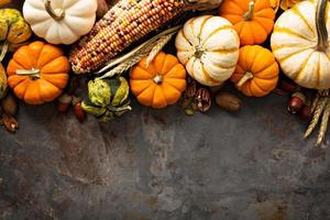 fondo de otoño con calabazas foto