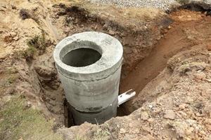 instalacion de tanque soterrado para sistema de alcantarillado foto