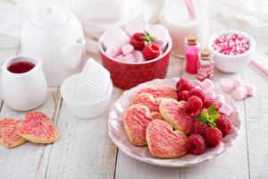 galletas en forma de corazón del día de san valentín foto