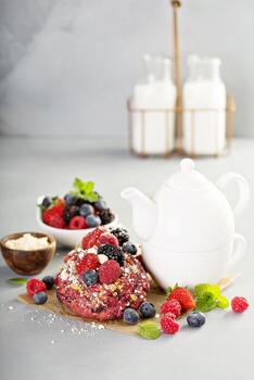 rosquillas de tarta de bayas con té foto