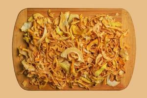 Dried onion or crunchy crunchy onion chips. Traditional seasoning in various culinary recipes. Food background. photo