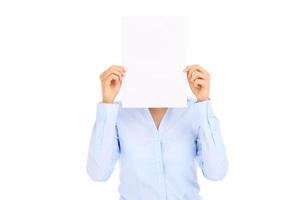 mujer de negocios y papel en blanco foto