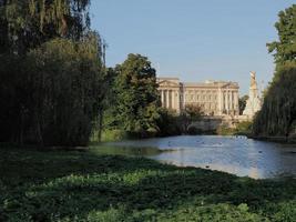 palacio de buckingham en londres foto