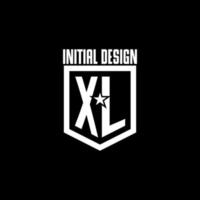 logotipo de juego inicial xl con diseño de escudo y estrella vector