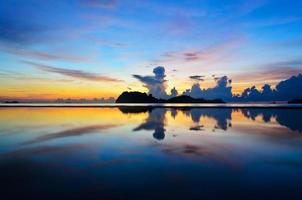 Sunrise at Hat Sai Ri beach in Chumphon photo