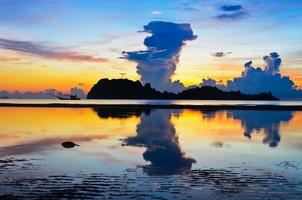 Sunrise at Hat Sai Ri beach in Chumphon photo