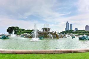 Buckingham Fountain - Chicago photo