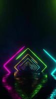 voando por um túnel de néon multicolorido com figuras em forma de diamante. vídeo em loop vertical video