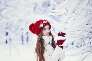 woman winter portrait photo