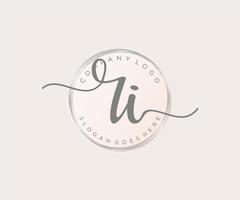 Initial RI feminine logo. Usable for Nature, Salon, Spa, Cosmetic and Beauty Logos. Flat Vector Logo Design Template Element.